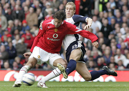 期待着在其 期待着在其