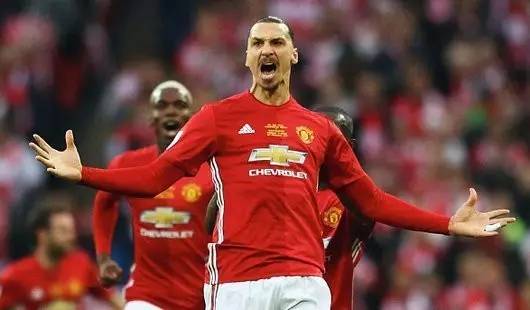 倍感振奋 倍感振奋